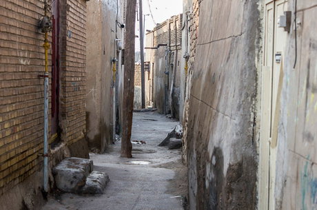گذران زندگی ۵۰ درصد جمعیت شهرهای پر جمعيت كردستان در بافت ناکارآمد/اجرای پروژه‌های بازآفرینی در ۱۹ محله