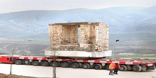 عملیات جابجایی مسجد ۶۰۰ ساله در ترکیه آغاز شد