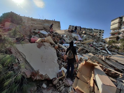 زلزله ۶.۶ ریشتری در ترکیه / ۱۴ کشته و ۱۲۰ زخمی / تخریب ساختمان‌ها