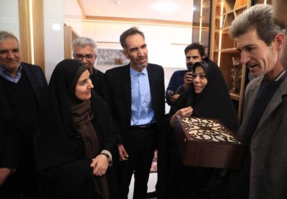 واگذاری زمین به بیش از ۱۰۰۰ خانواده مشمول طرح جوانی جمعیت در استان مرکزی