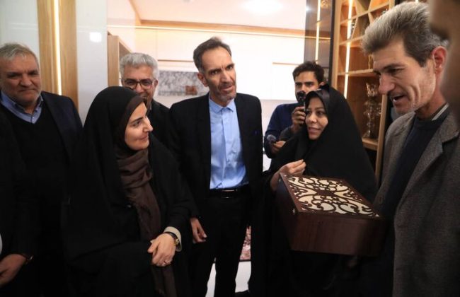 واگذاری زمین به بیش از ۱۰۰۰ خانواده مشمول طرح جوانی جمعیت در استان مرکزی